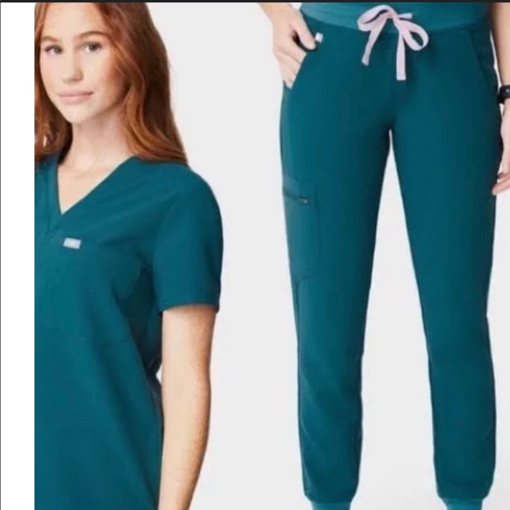 Figs scrubs good quality